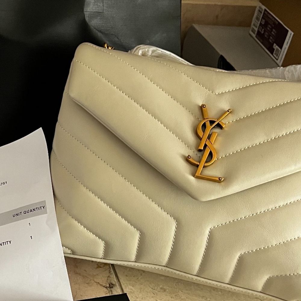 New hand bag authentic with receipt